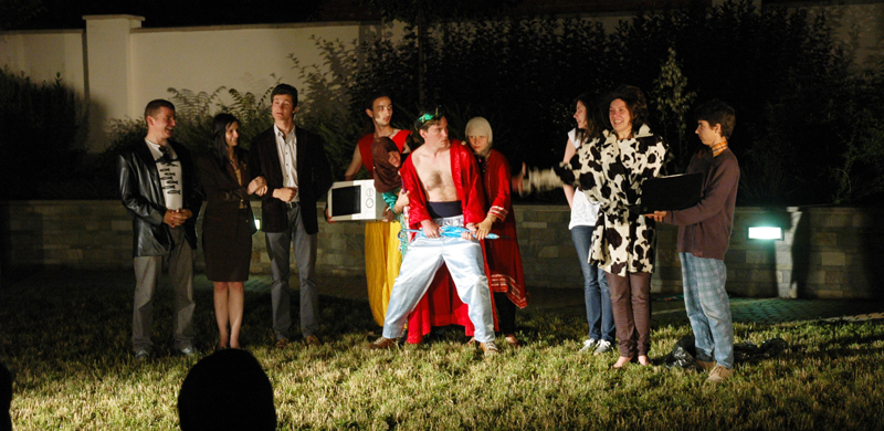 Hans, a t�r�k, a panzi�, meg a n� (2014)